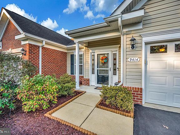 2nd image of 9414 Fyvie Ln