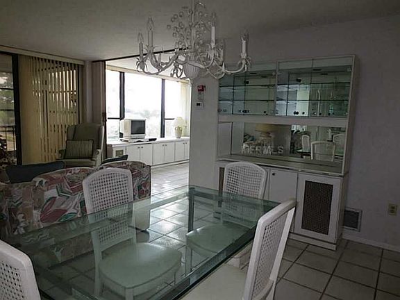 4th image of 612 Bird Bay Dr S APT 316