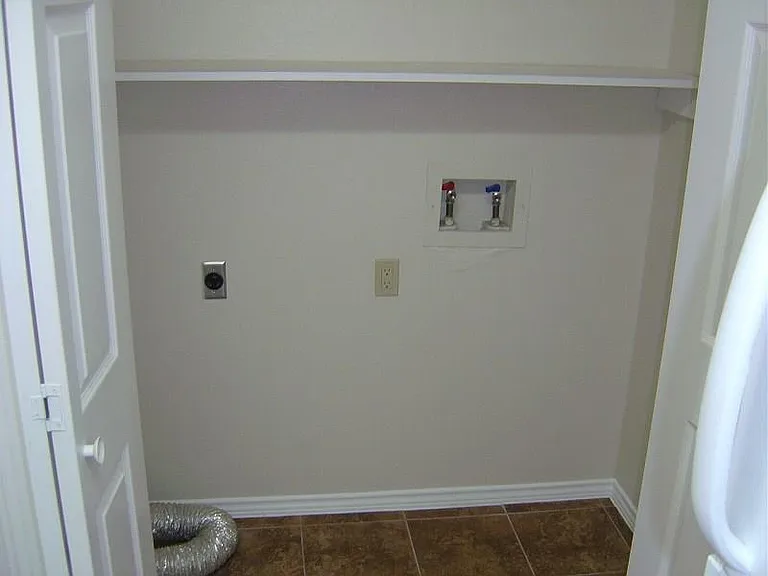 1701 Horseshoe Cir — Photo 5