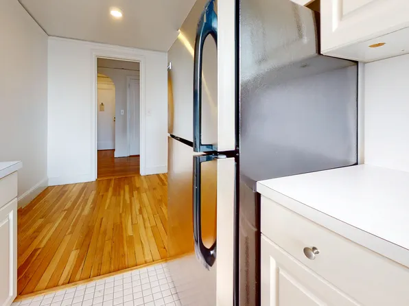 1 Christopher Street image 12 of 22