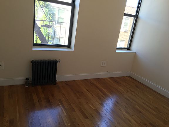 3rd image of 2374 29th St APT 5