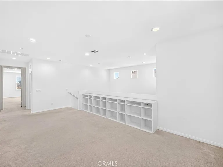1617 Camden Ct — Photo 21