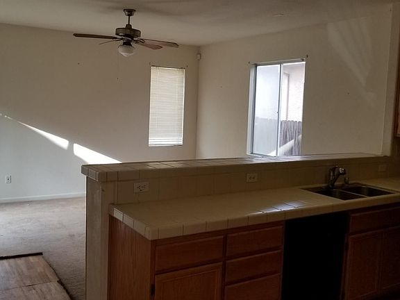 5th image of 439 Vista Nuevo Ave