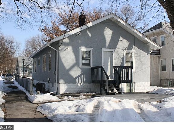 4th image of 1070 Pleasant Ave