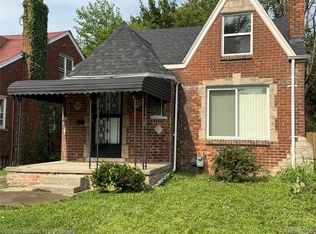 9141 Wayburn St, Detroit, MI 48224