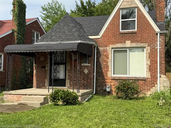 9141 Wayburn St, Detroit, MI 48224