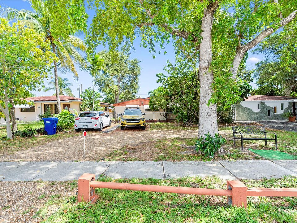 1st image of 1571 NE 179th Street