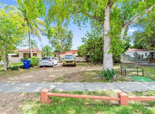 1571 NE 179th St, North Miami Beach, FL 33162