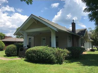 16 Jarrett St, Elkview, WV 25071