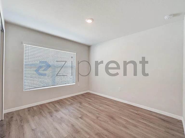 12009 Henley Ave #12009 — Photo 17