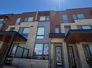 16 Deep Roots Ter, Toronto, ON M6A0G1