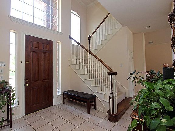 3rd image of 3604 Waddell Dr