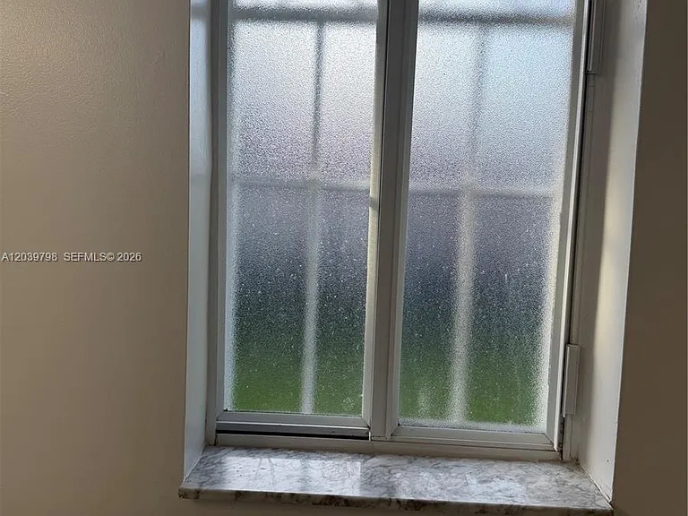17740 SW 103rd Ave — Photo 36