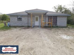 66 Lisa Blvd, Eagle Pass, TX 78852