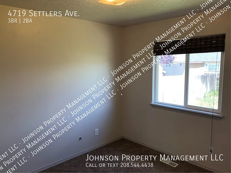 4719 Settlers Ave — Photo 7