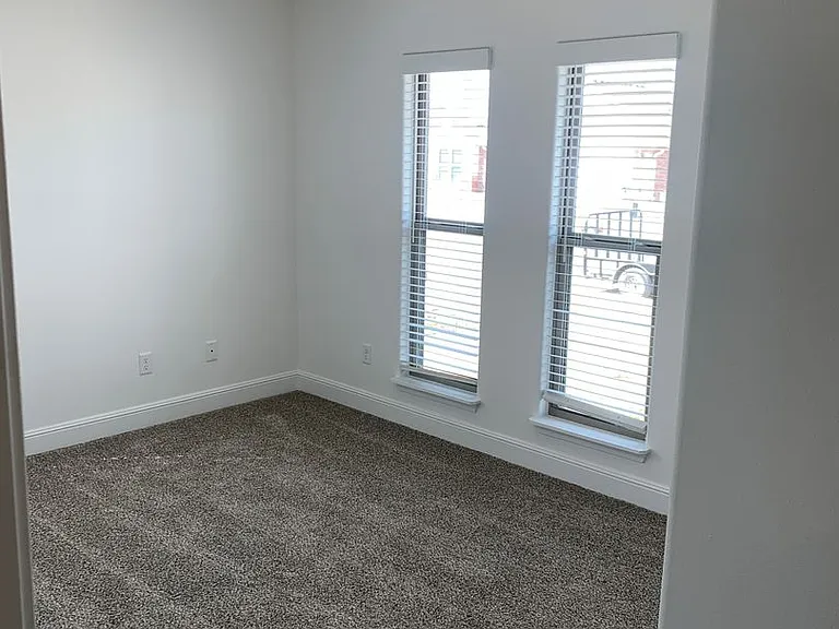 2131 Tallgrass Ter — Photo 10