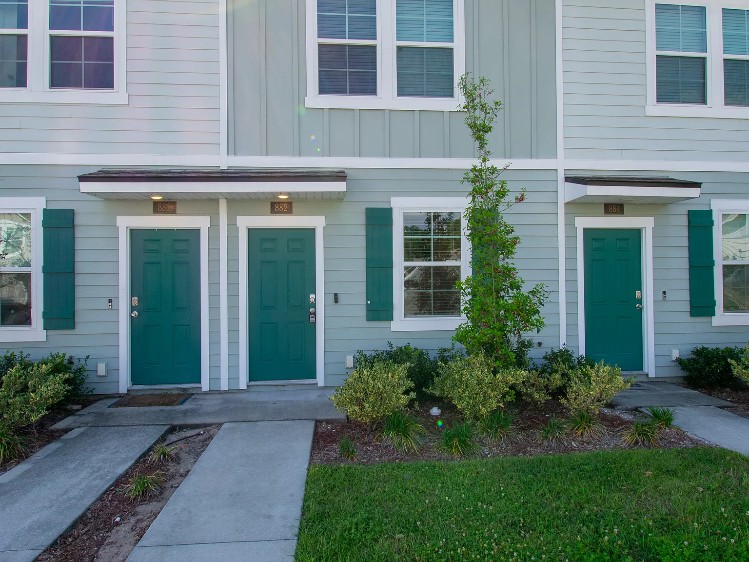 2 bed, 2.5 bath, 1110 sqft, $1,550 — Photo 3