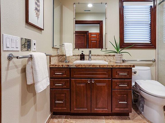 BR 2 Bathroom Vanity