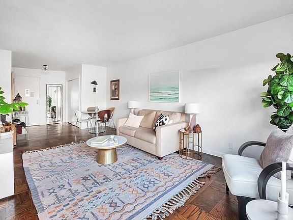 3rd image of 205 W End Ave APT 18S