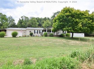 2100 Evansview Rd, Evans, WV 25241