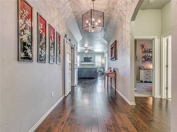 3rd image of 18845 Rolling Hill Way