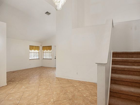 5th image of 1625 Pga Blvd
