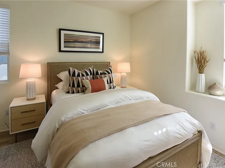 7075 Montecito Ln — Photo 17