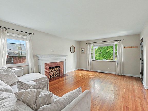 4th image of 11 Lyndale Rd