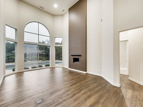 5th image of 5033 Charles Pl