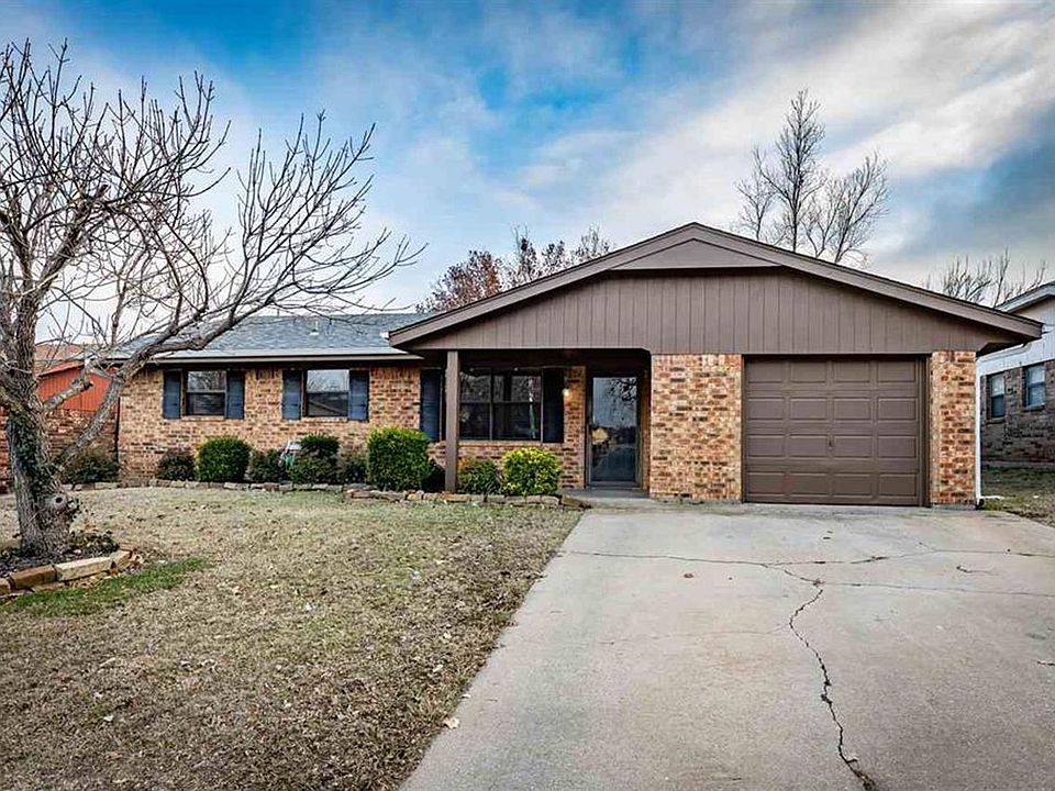 1st image of 4823 SE Tattershall Way