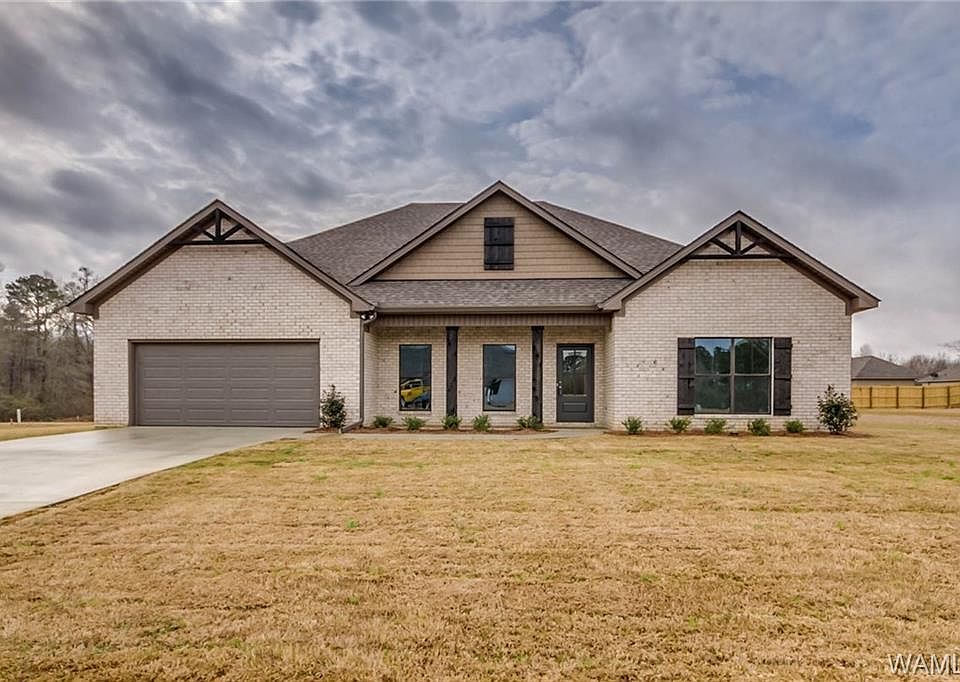 1st image of 1596 Arborway Cir