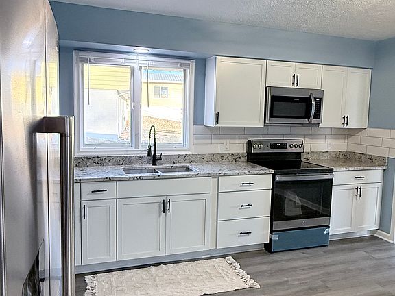 2nd image of 6501 S 43rd St #1