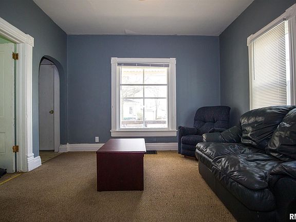 5th image of 323 S Pearl St