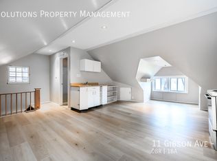 11 Gibson Ave #2, Hamilton, ON L8L 6J4