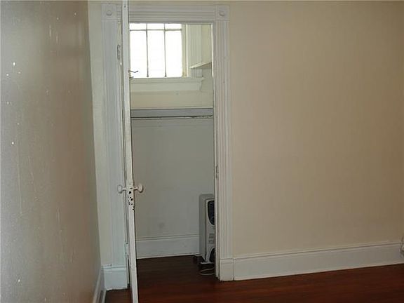 4th image of 4425 1/2 Laurel St