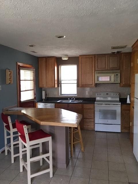 1st image of 408 N Roosevelt St
