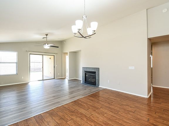 5th image of 1851 W Desert Canyon Dr