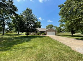 2140 N 1275 East Rd, White Heath, IL 61884