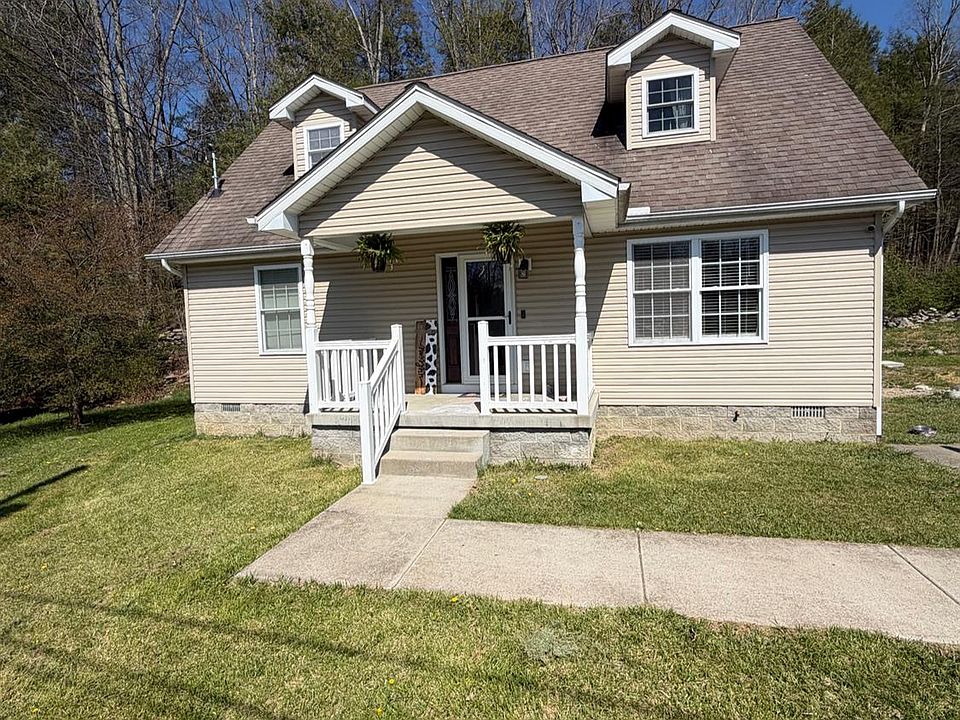 1st image of 122 Hickory Ave