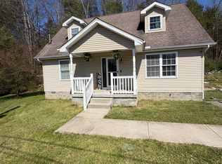 122 Hickory Ave, Daniels, WV 25832