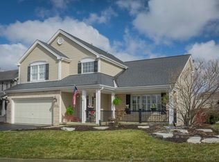 39W658 Sulley Dr, Geneva, IL 60134
