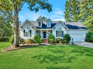 104 Cardo Ln, Fountain Inn, SC 29644