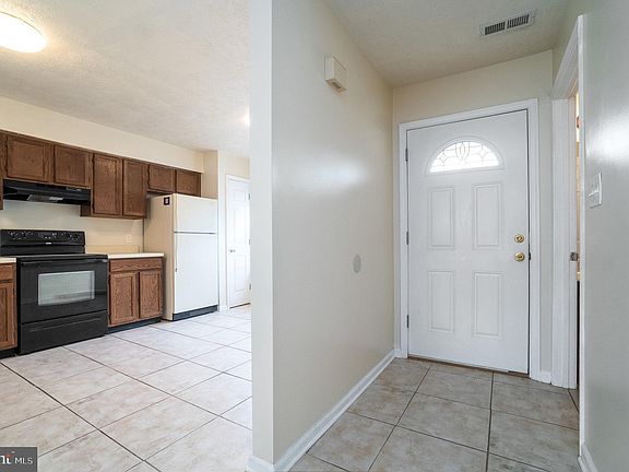 4th image of 5134 Mallards Landing Dr