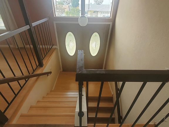 3rd image of 666 River View Dr