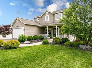 6118 Thunderhead Ln, Jamesville, NY 13078