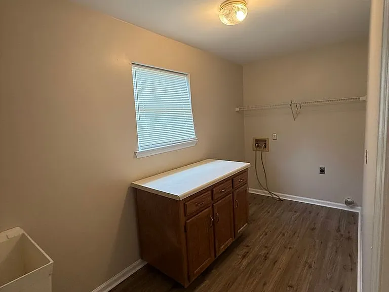 5500 Misty Valley Dr — Photo 11
