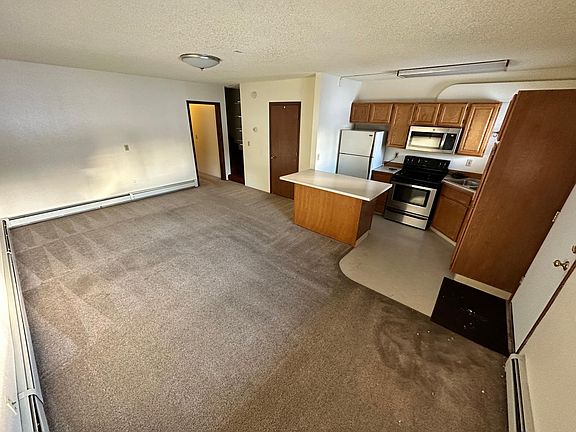 2nd image of 3246 Adams Dr APT 3
