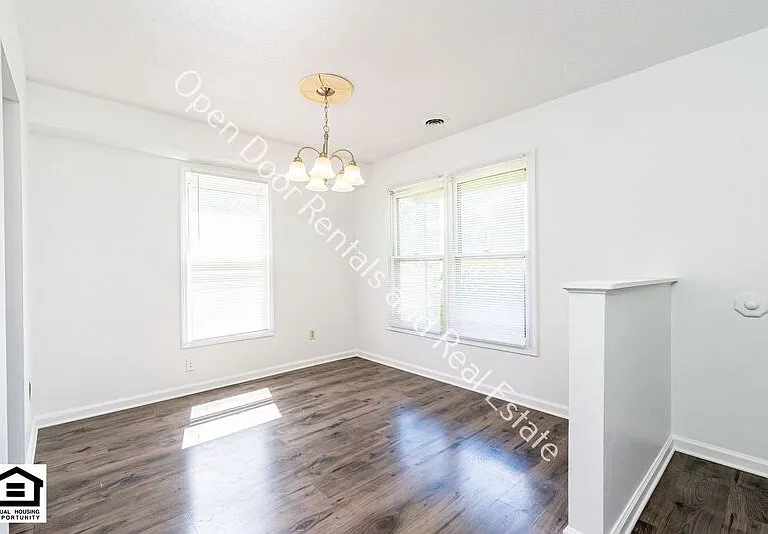 5007 Vermont Ln — Photo 11