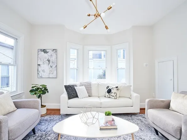 17 School St #2, Somerville, MA 02143