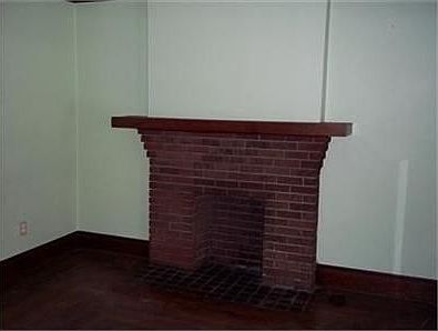 2nd image of 47 Waverly Ave